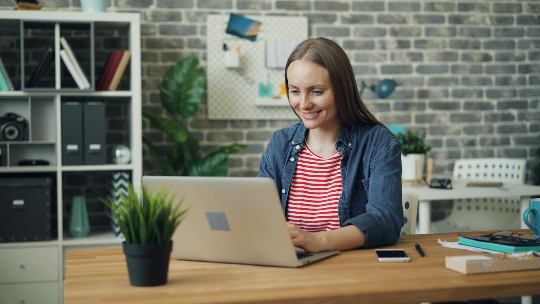 Finding the Balance: Integrating Remote Work and Traditional Offices — future of work