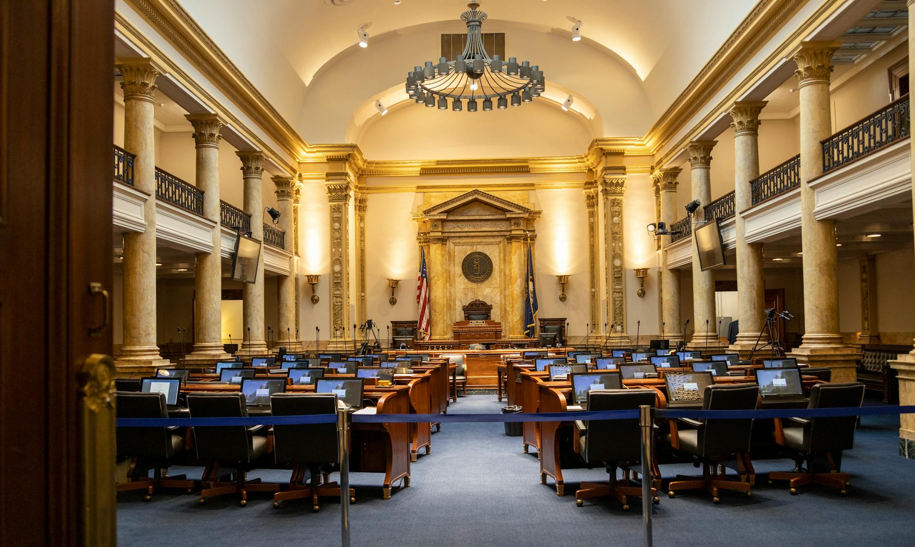 A photo of a Congressional session discussing war powers legislation. — congress war powers iran