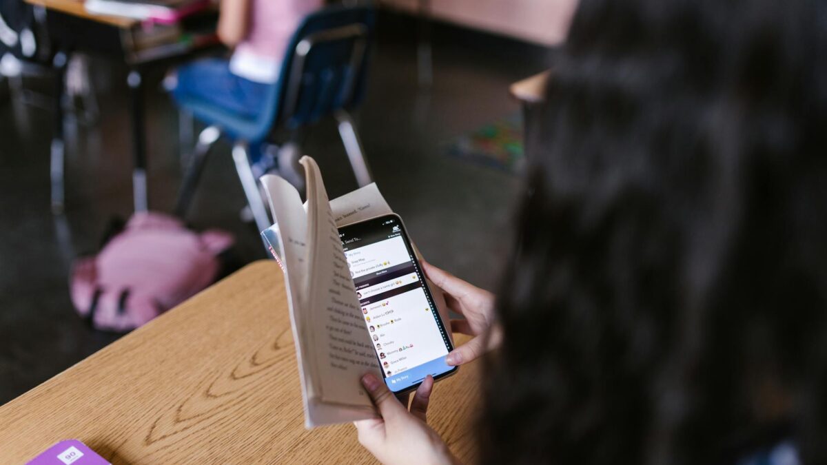 Phones in Schools Debate: Should They Be Banned?
