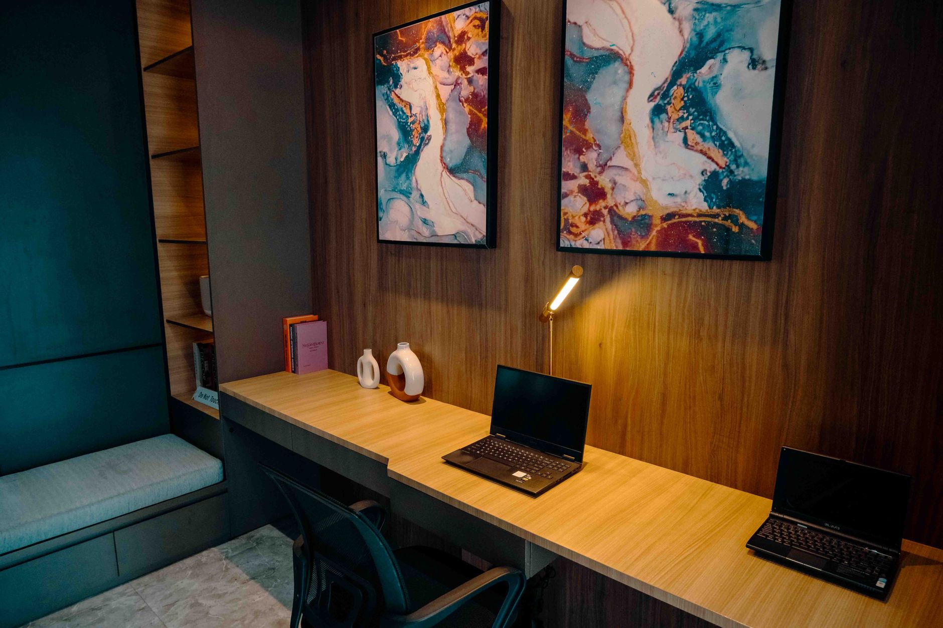 A home office setup showcasing a comfortable and productive remote work environment. — remote work debate