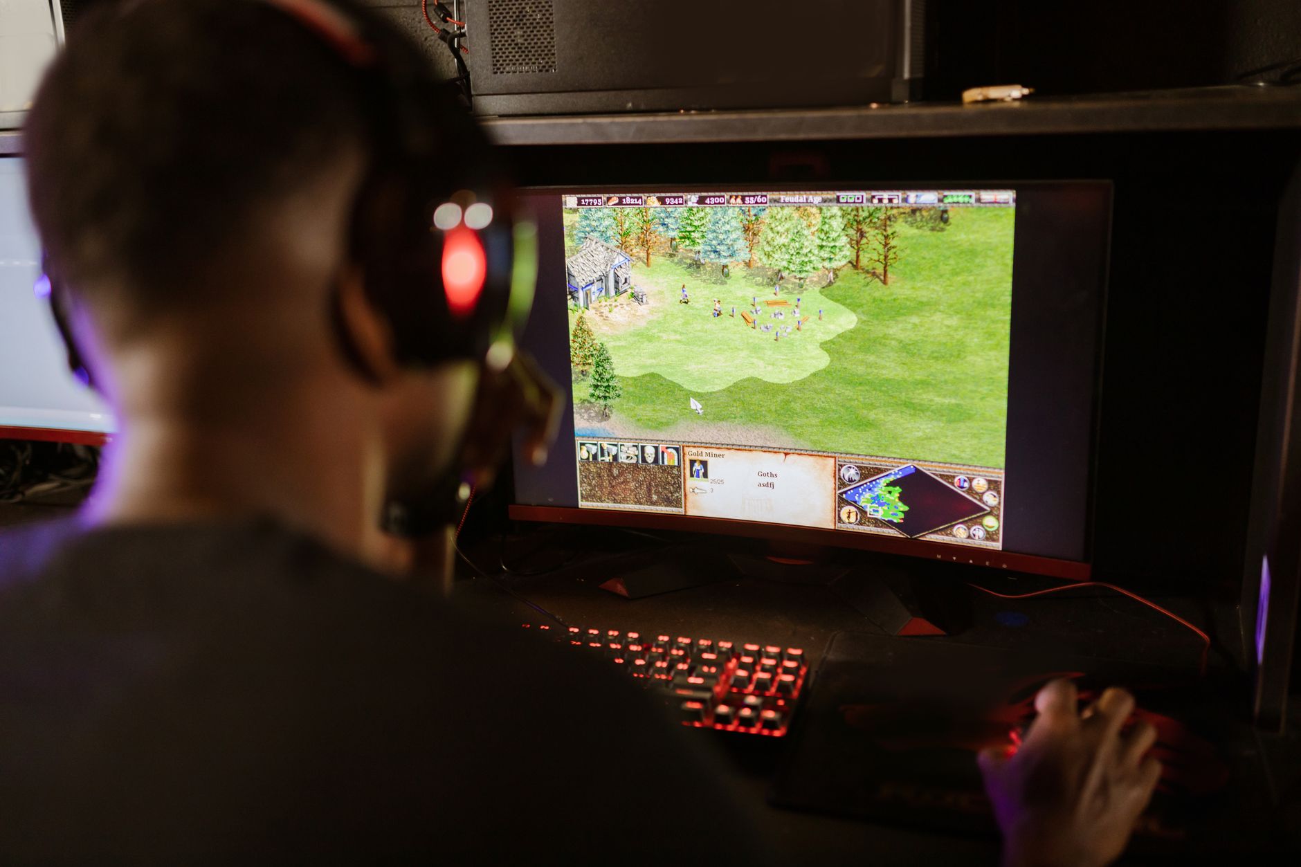 A side-by-side comparison image illustrating the physicality of traditional sports versus the strategic gameplay in esport…