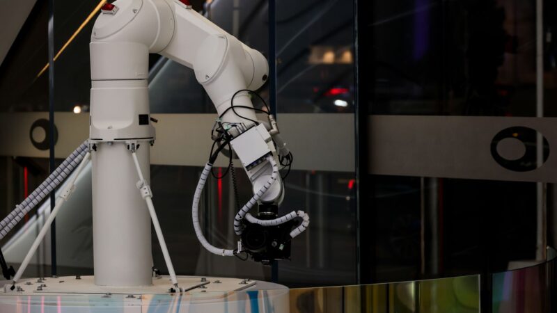 AI Debate: Exploring the Pros and Cons in Society