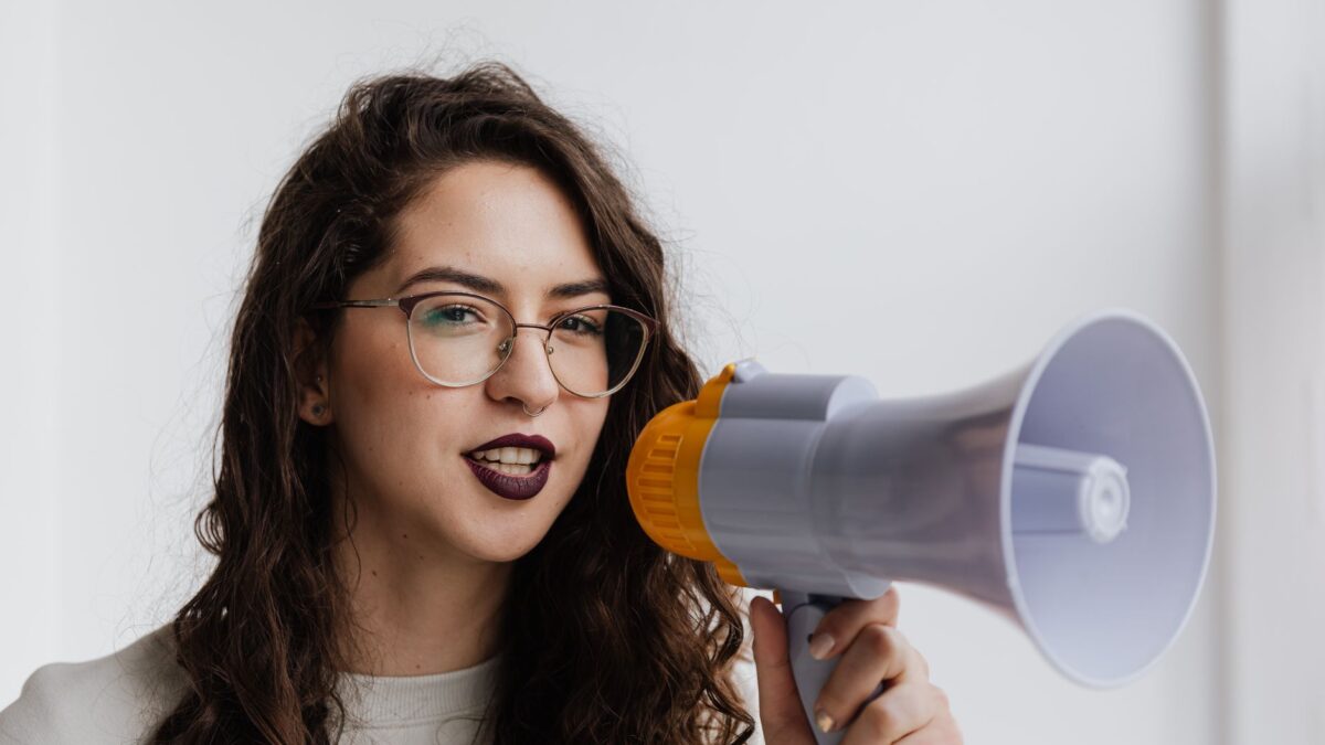 Building Confidence in Public Speaking for Debates