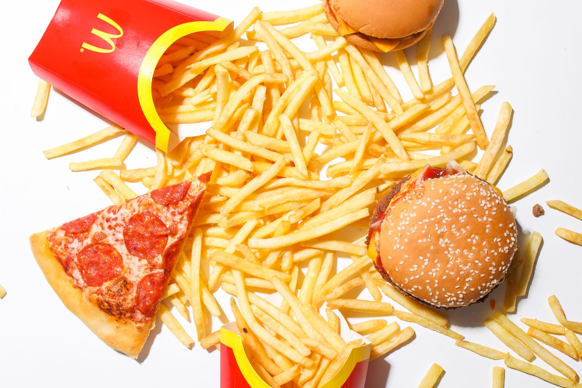 Infographic showing the rise in obesity rates linked to junk food advertising. — junk food advertising debate
