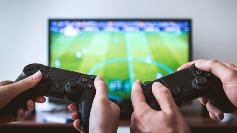 Is Gaming Good or Bad for Students? The Video Games Debate