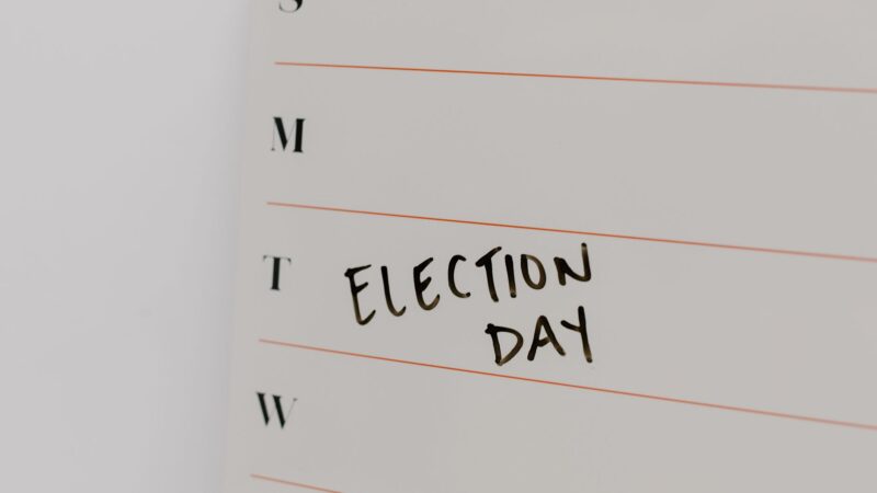 Should Companies Adopt a Four-Day Workweek?