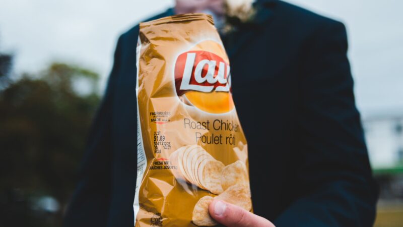 The Junk Food Advertising Debate: Should It Be Banned?