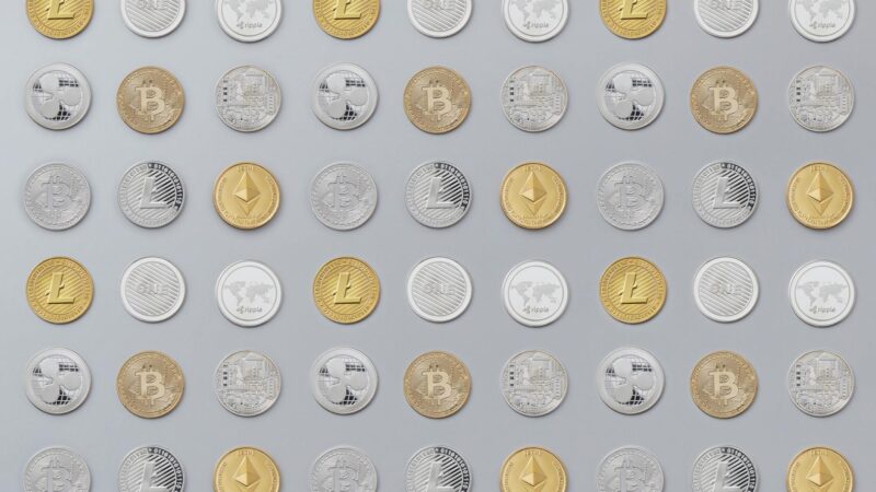 The Pros and Cons of Cryptocurrency: A Modern Debate
