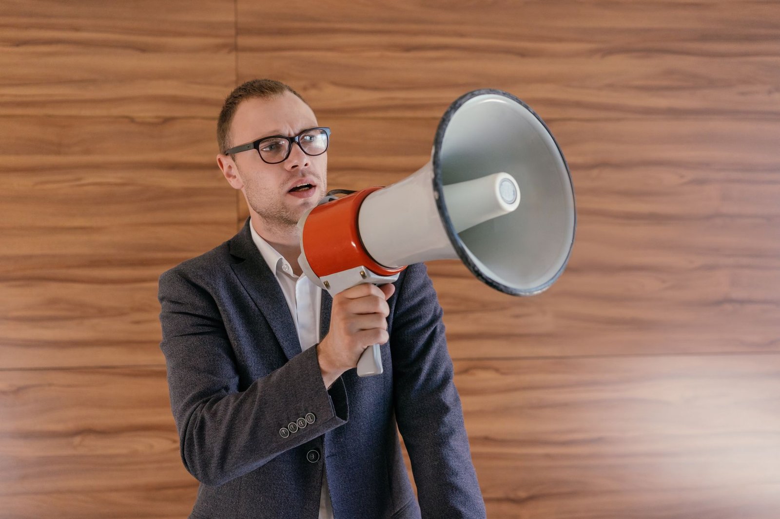 A chart comparing different persuasive techniques used in debating. — psychology of debating