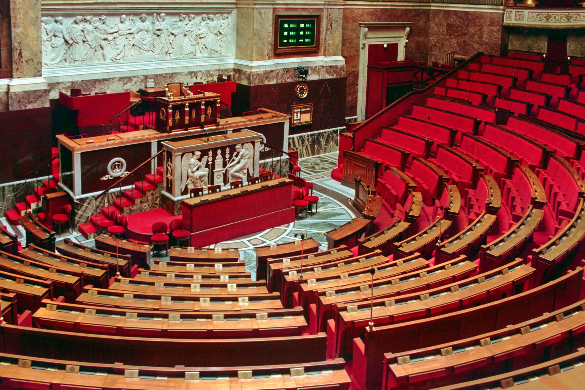 A historical photo of a notable political debate that led to major policy changes. — debate and policy making
