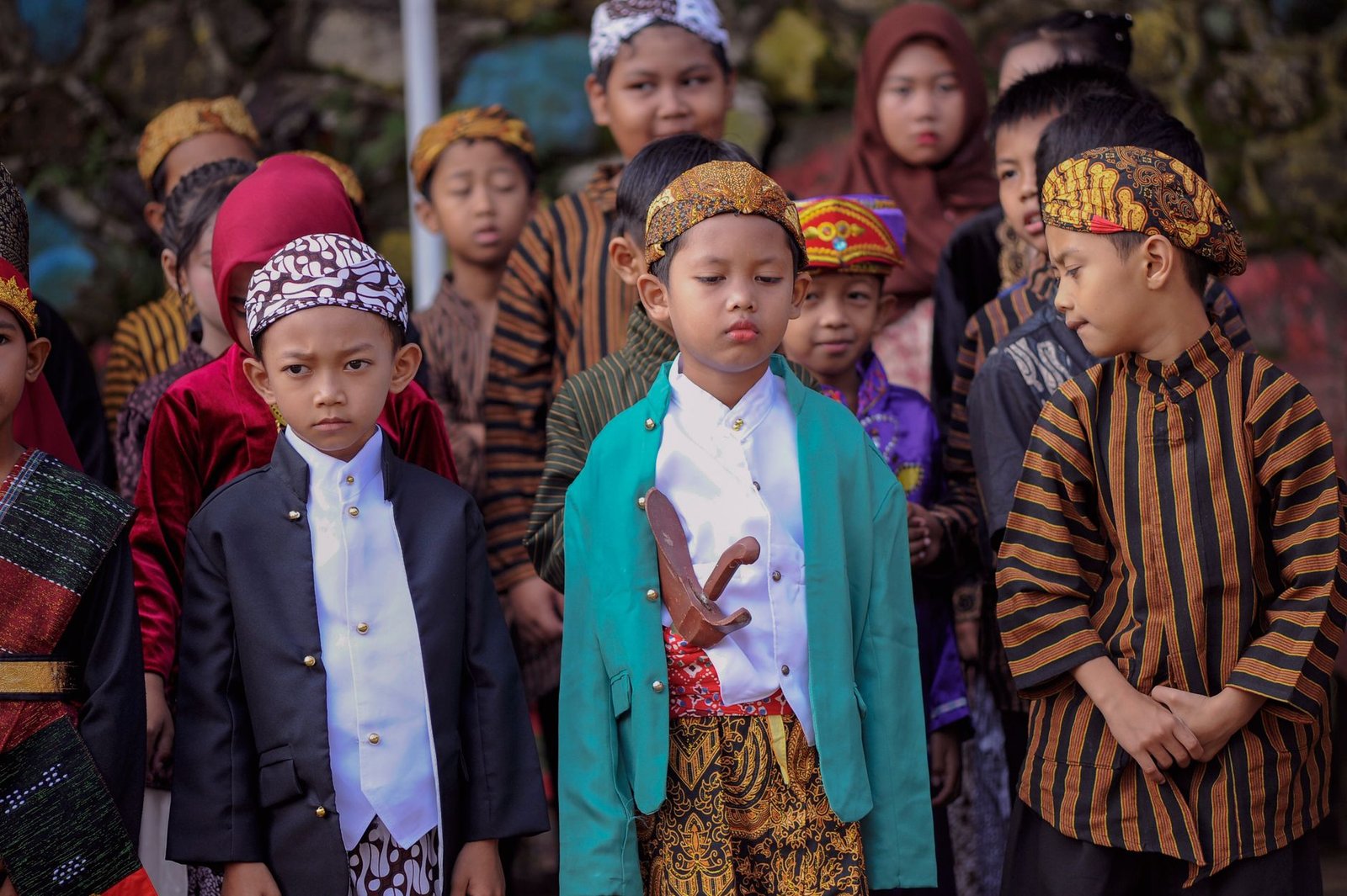 A photo of diverse cultural expressions celebrated in a respectful manner. — cultural appropriation
