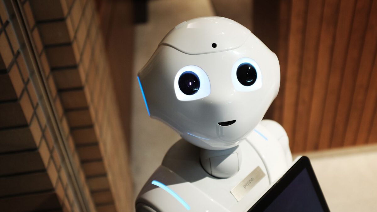 AI Intelligence Debate: Are Machines Smarter than Humans?