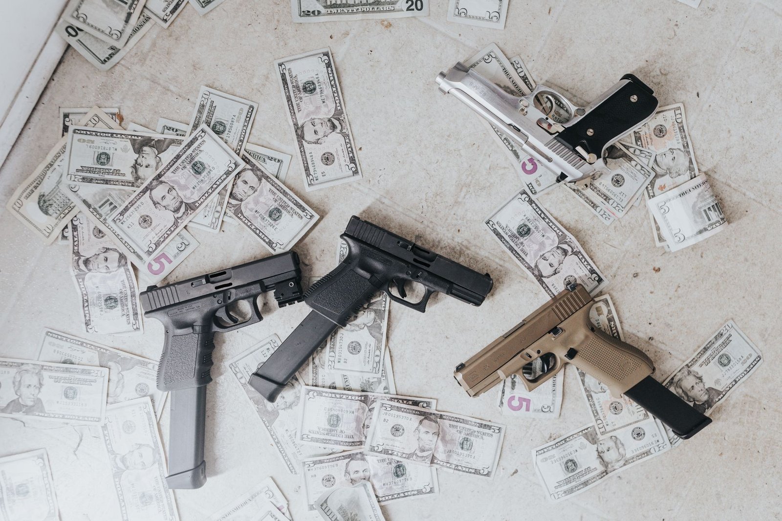 An infographic comparing gun violence statistics in states with strict versus lenient gun control laws. — gun control de…