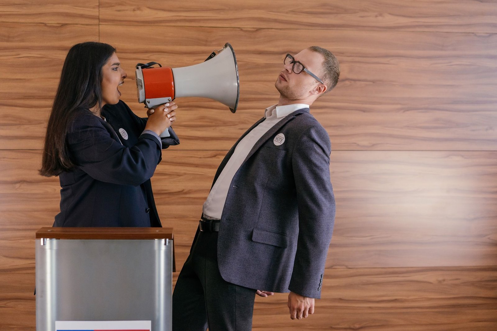 A chart comparing arguments for and against media censorship