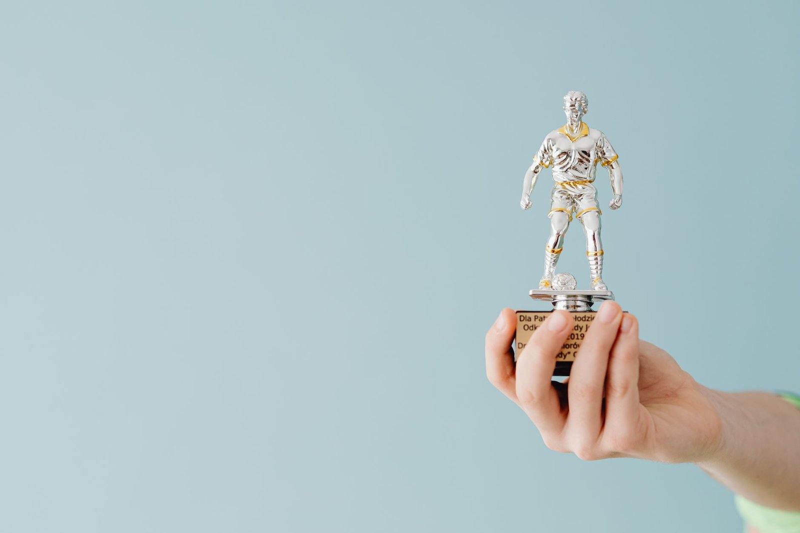 A close-up of a debate trophy, symbolizing the achievement of skills through competition. — critical thinking in debate