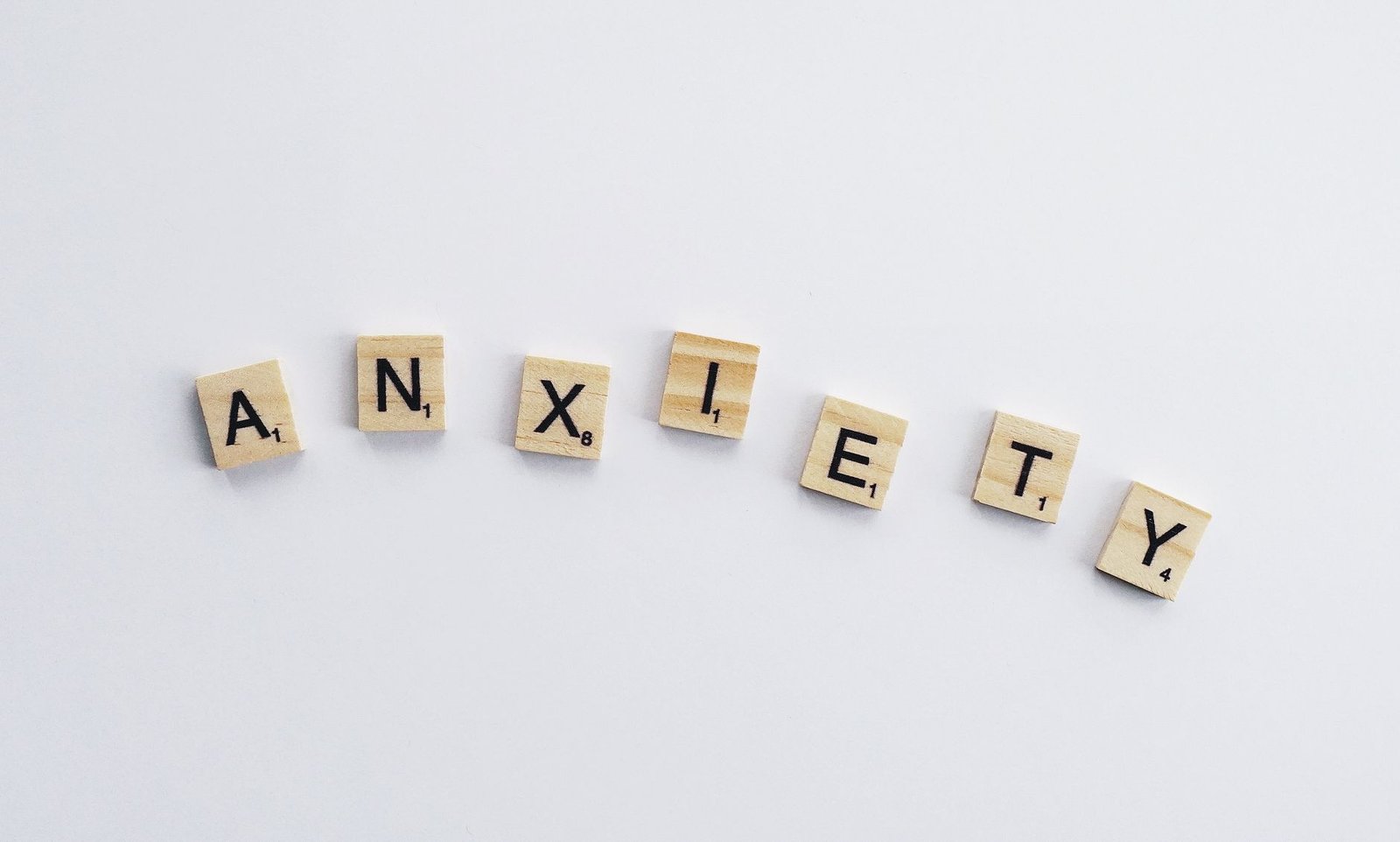A graphic illustrating tips for effective debate preparation and managing anxiety