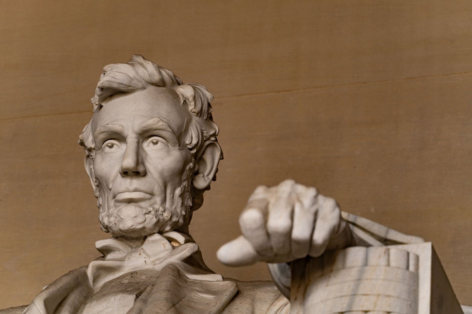 A side-by-side comparison of Lincoln-Douglas and Kennedy-Nixon debate techniques. — famous debates analysis
