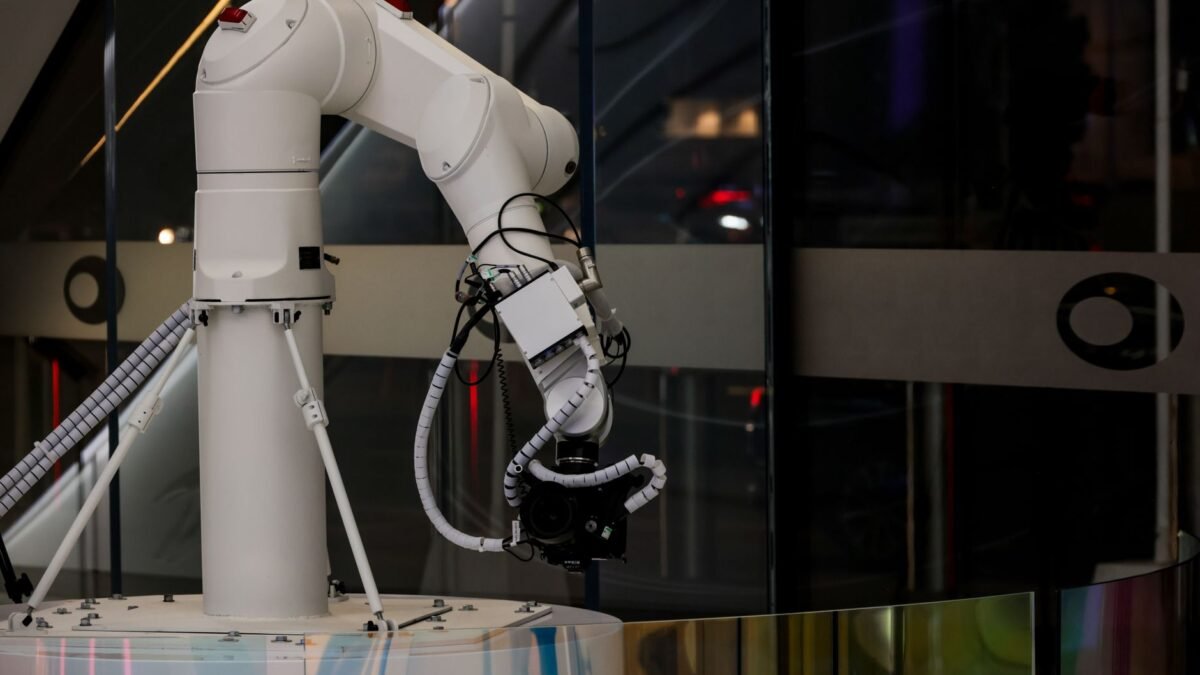 AI Debate: Exploring Its Impact on Society