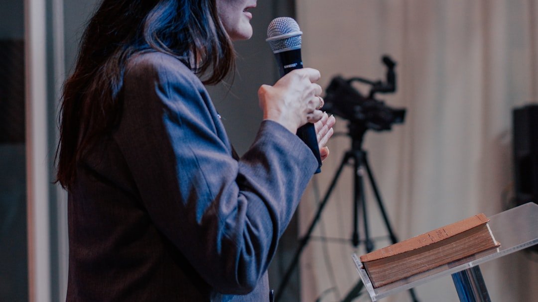 An image of a speaker using humor during a debate, engaging the audience. — humor in debates