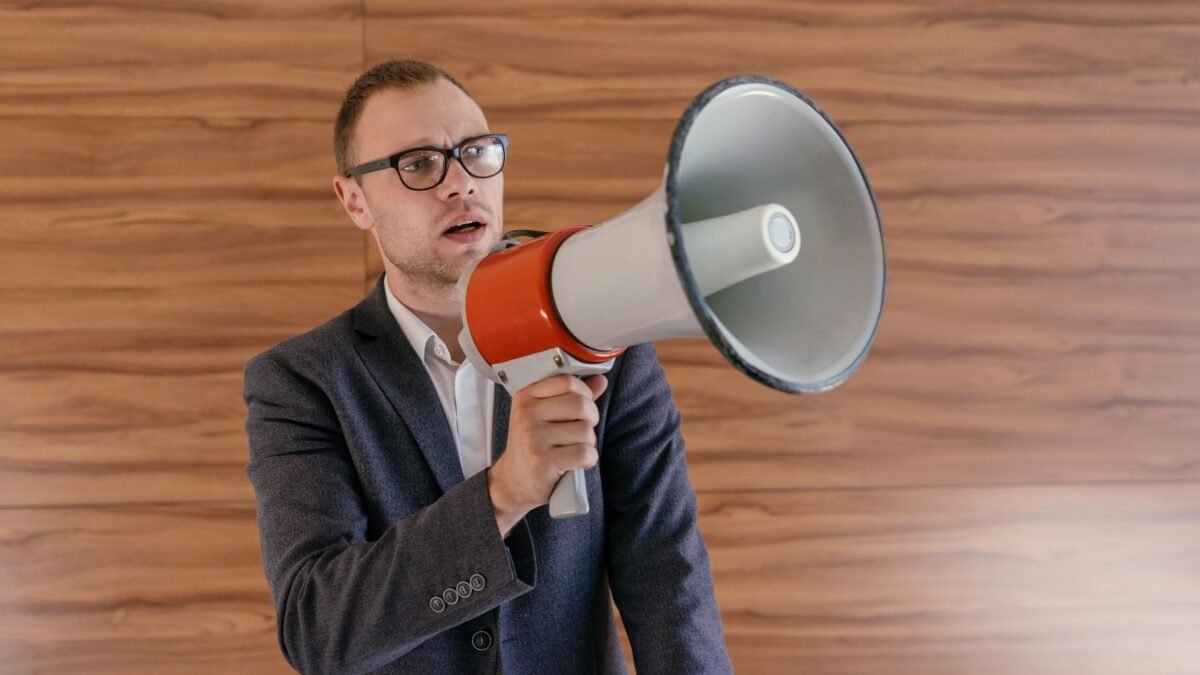Mastering Persuasion Techniques Used by Great Debaters