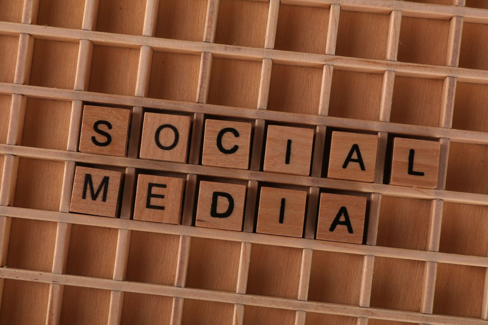 Strategies for Engaging in Social Media Debates Effectively