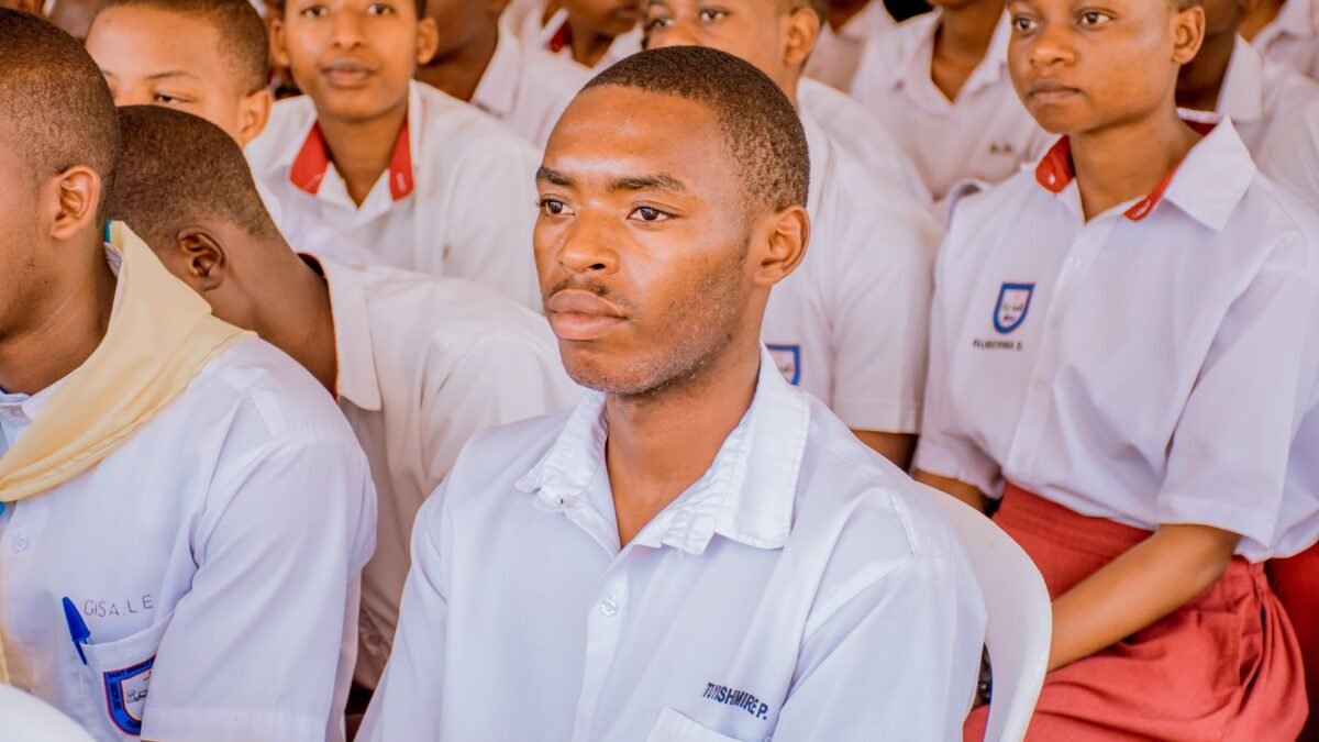 The School Uniforms Debate: Should They Be Mandatory?