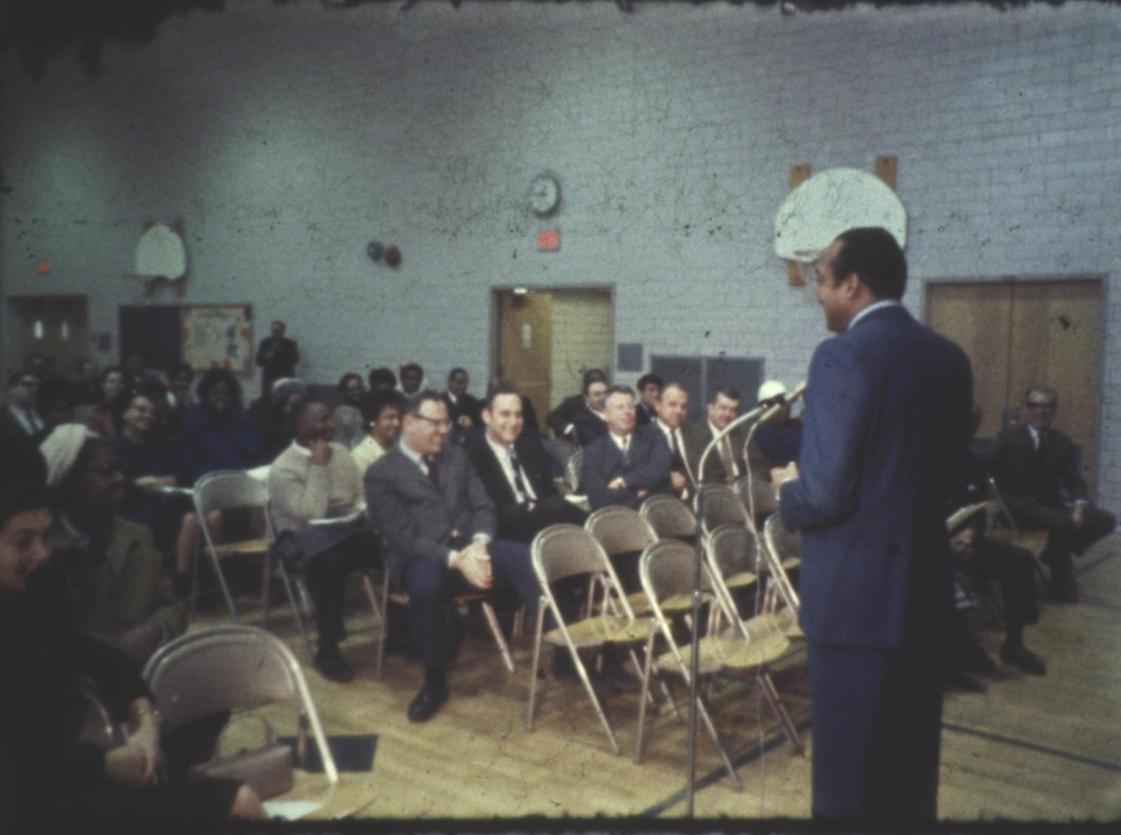 A historical image of the Lincoln-Douglas debates showcasing the speakers and audience. — famous debates