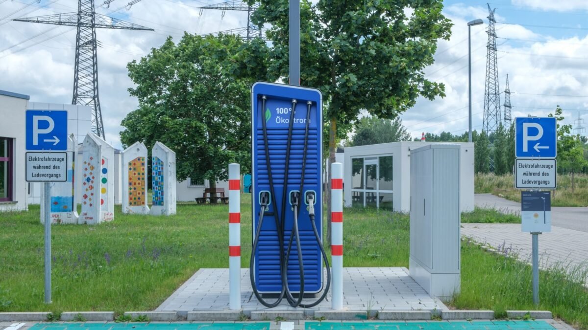 Electric Vehicles Debate: Are They the Future of Transportation?
