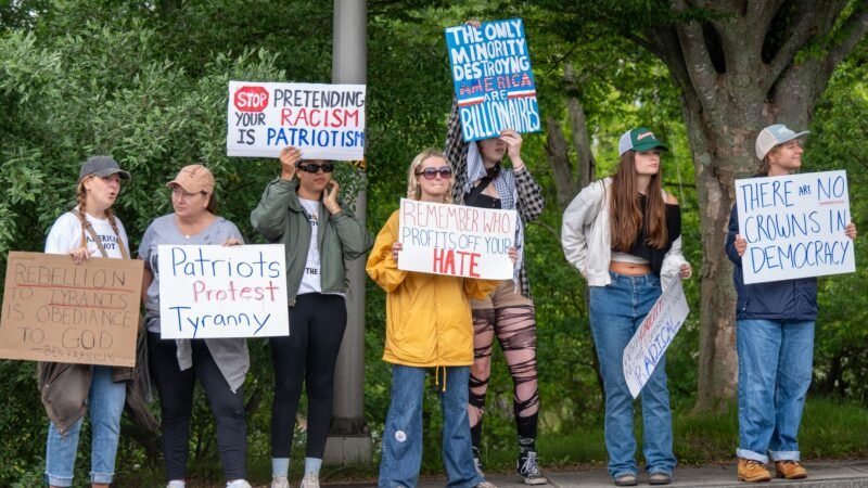 Free Speech vs Online Safety: Finding the Balance