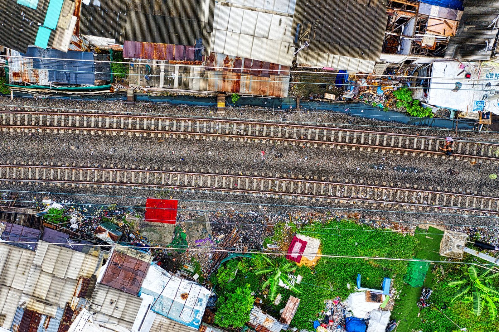 Visual representation of automation's impact on income inequality. — universal basic income pros and cons